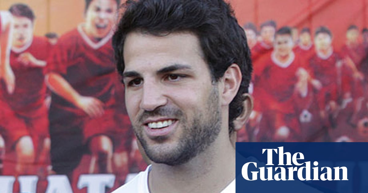 Cesc Fabregas To Meet Arsene Wenger As Barcelona Transfer Nears Football The Guardian