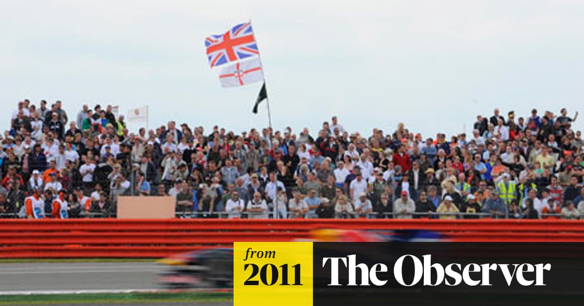 Can Binoculars Be Used for Formula 1 Racing Fans? Ultimate Guide