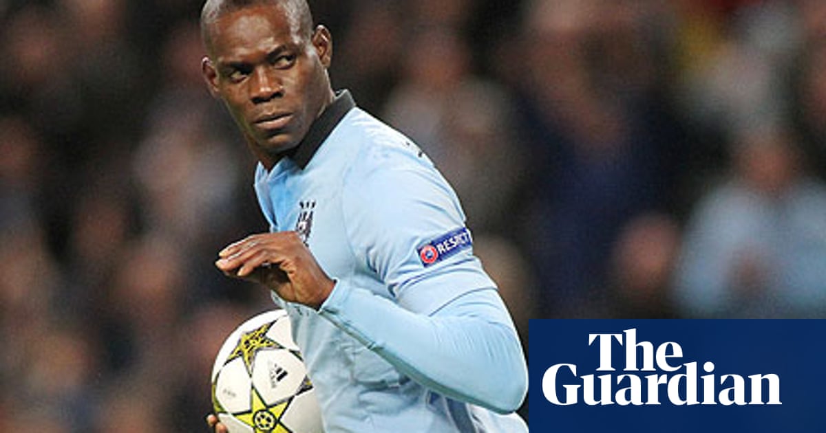 Manchester City Rescued At The Death By Mario Balotelli S Cool Penalty Champions League The Guardian