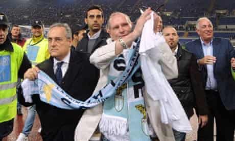Paul Gascoigne with the president of Lazio before Tottenham Hotspur's Europa League match