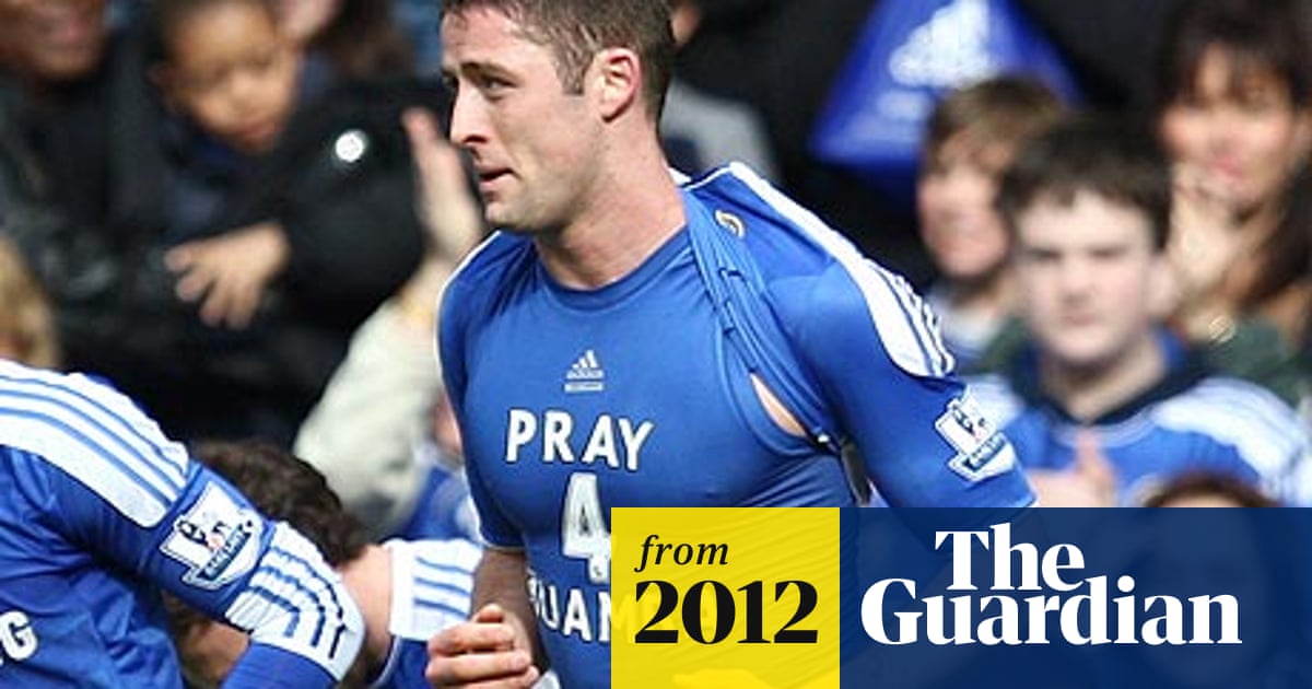 Fabrice Muamba S Heart Stopped Beating For Two Hours After Collapse Bolton Wanderers The Guardian Born in zaire (now the democratic republic of the congo). fabrice muamba s heart stopped beating