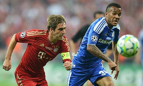 The Chelsea defender Ryan Bertrand, right, deserved credit for his composure