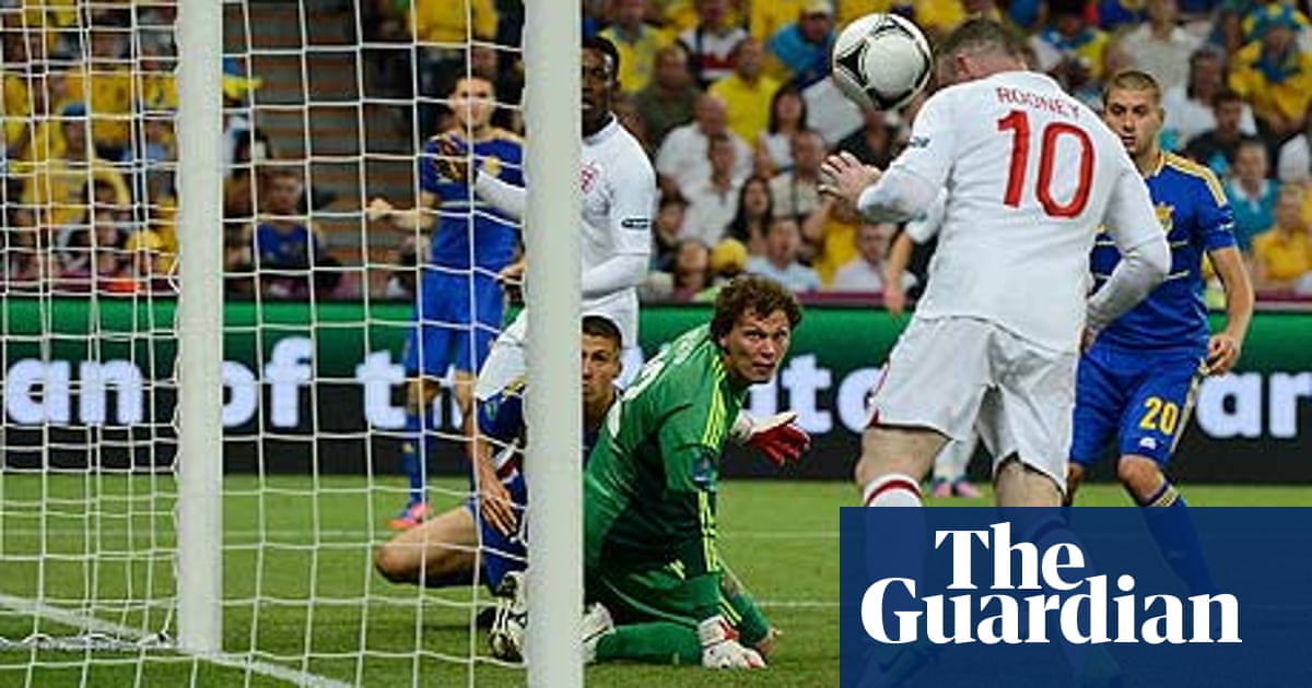 pix Ukraine England Euro 2012 euro 2012 wayne rooney drives england