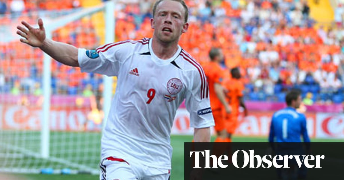 Euro 2012 Denmark stun Holland as Michael KrohnDehli hits only goal Euro 2012 Denmark stun Holland as Michael KrohnDehli hits only goal