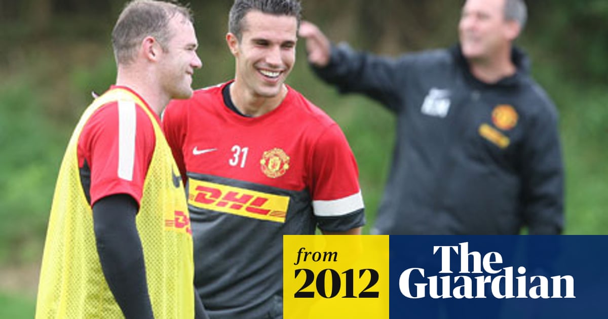 Robin Van Persie Wants To Achieve Greatness With Manchester United Football The Guardian