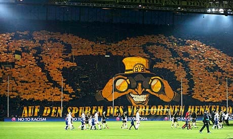 El Borussia Dortmund resiste con diez y se aferra a la ‘Champions El Borussia Dortmund resiste con diez y se aferra a la ‘Champions