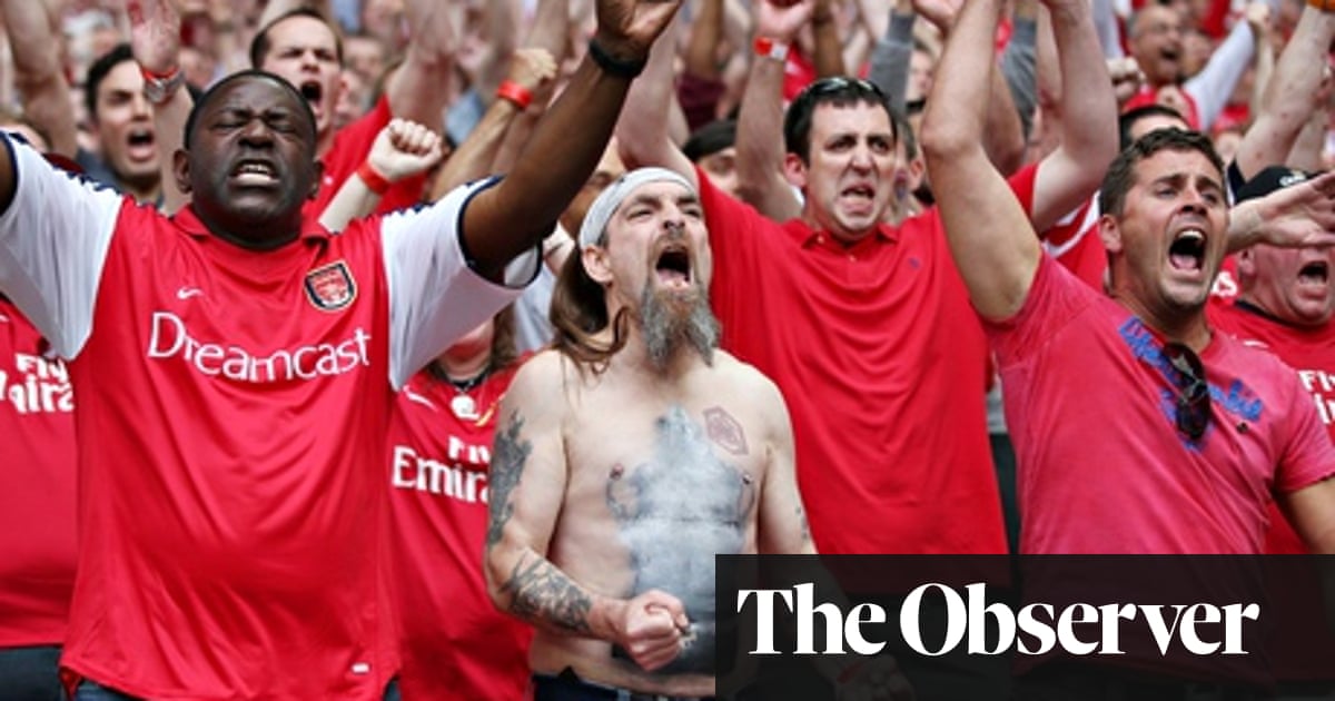 The Arch View Jimmy Bullard S Fashion And Arsenal Fans Agitate Twitter Football The Guardian