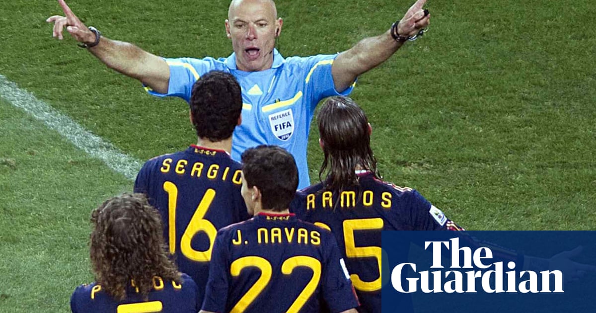 The Best And Worst Moments Of Howard Webb S Refereeing Career Howard Webb The Guardian The Best And Worst Moments Of Howard Webb S Refereeing Career Howard Webb The Guardian