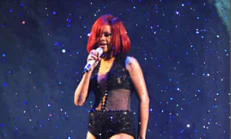 Rihanna Should Stick To What She Does Best Great Music Hannah Pool The Guardian Rihanna Should Stick To What She Does Best Great Music Hannah Pool The Guardian