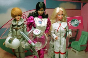 Gallery Barbie: Astronaut Barbie dolls