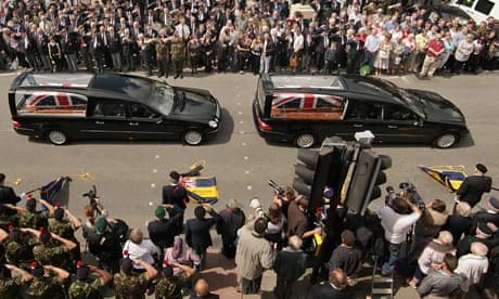 Mourners line the streets of Wootton Bassett