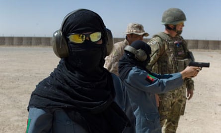 guardian officers police afghanistan aid undergoing training difference gah afghan lashkar supervision sean smith photograph british under