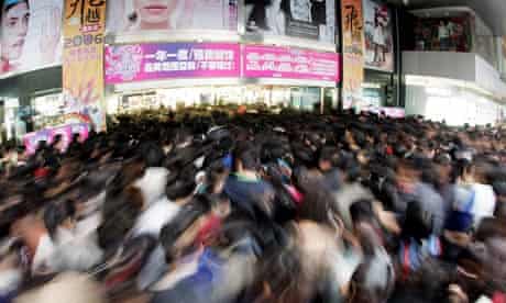 Shopping Crowd in Hangzhou