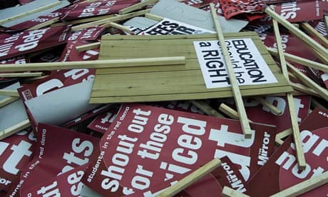 Student placards call for end to student loans