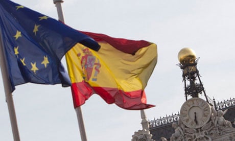 European and Spanish flagsnext to Bank of Spain