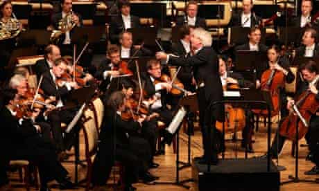 Sir Simon Rattle conducts the Berlin Phi