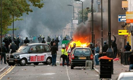 Riots-And-Looting-hackney-007.jpg?width=465&quality=85&dpr=1&s=none