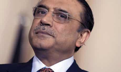 Pakistani President Asif Ali Zardari lis
