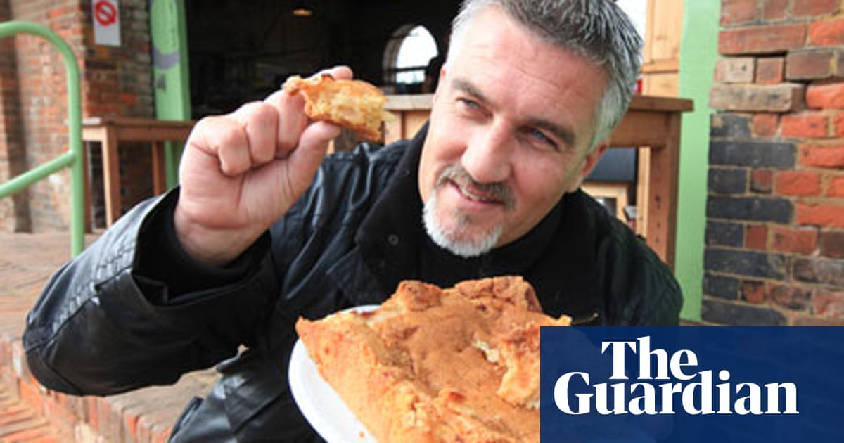 Paul Hollywood I Wouldn T Mind Your Apple Cake Recipe