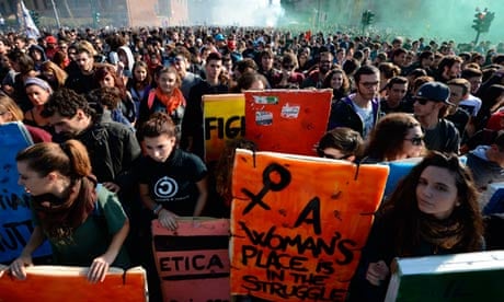Demonstrators march Rome
