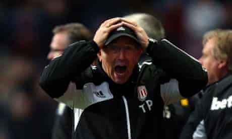 Tony Pulis Claims Referees Bias Puts Stoke Bottom Of Fair Play Table Football The Guardian