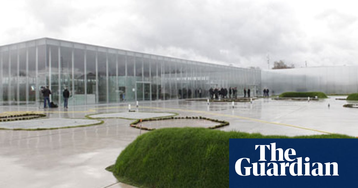 Louvre Lens Hopes To Bring The Glory Of Art To France S Mining Heartland World News The Guardian