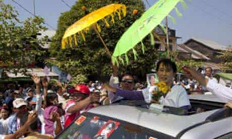 Aung San Suu Kyi on the campaign trail