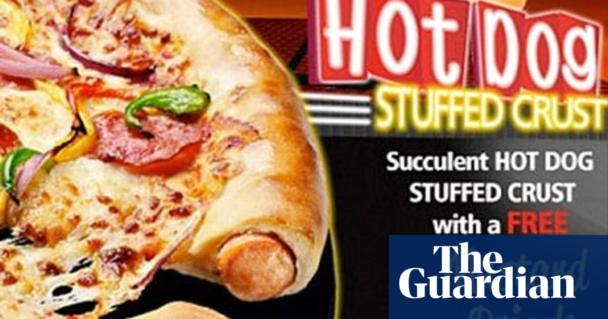 The Hot Dog Stuffed Crust Pizza Tested Life And Style The