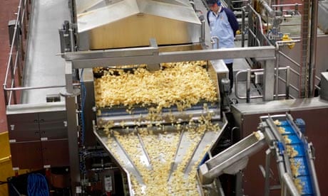 Crisp being made at the Walkers factory 