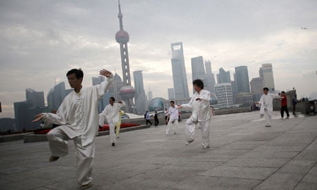 People doing early-morning taichi in Shanghai