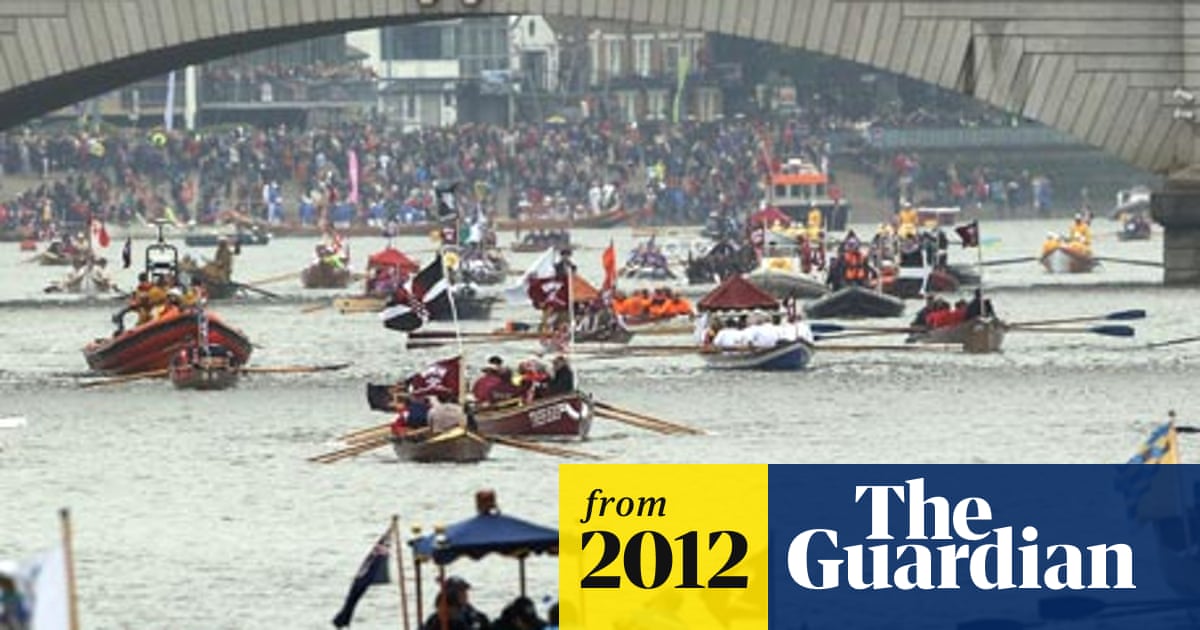 Thames Pageant Broad Minded Crew Fulfil Ambition In Royal Parade Queen S Diamond Jubilee The Guardian