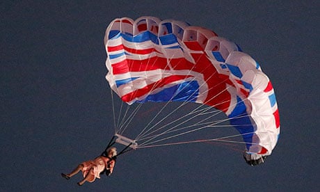 'Queen' parachutes into stadium
