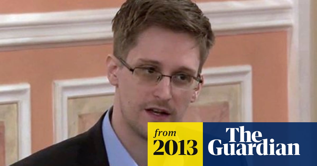 Germany 'should offer Edward Snowden asylum after NSA revelations'