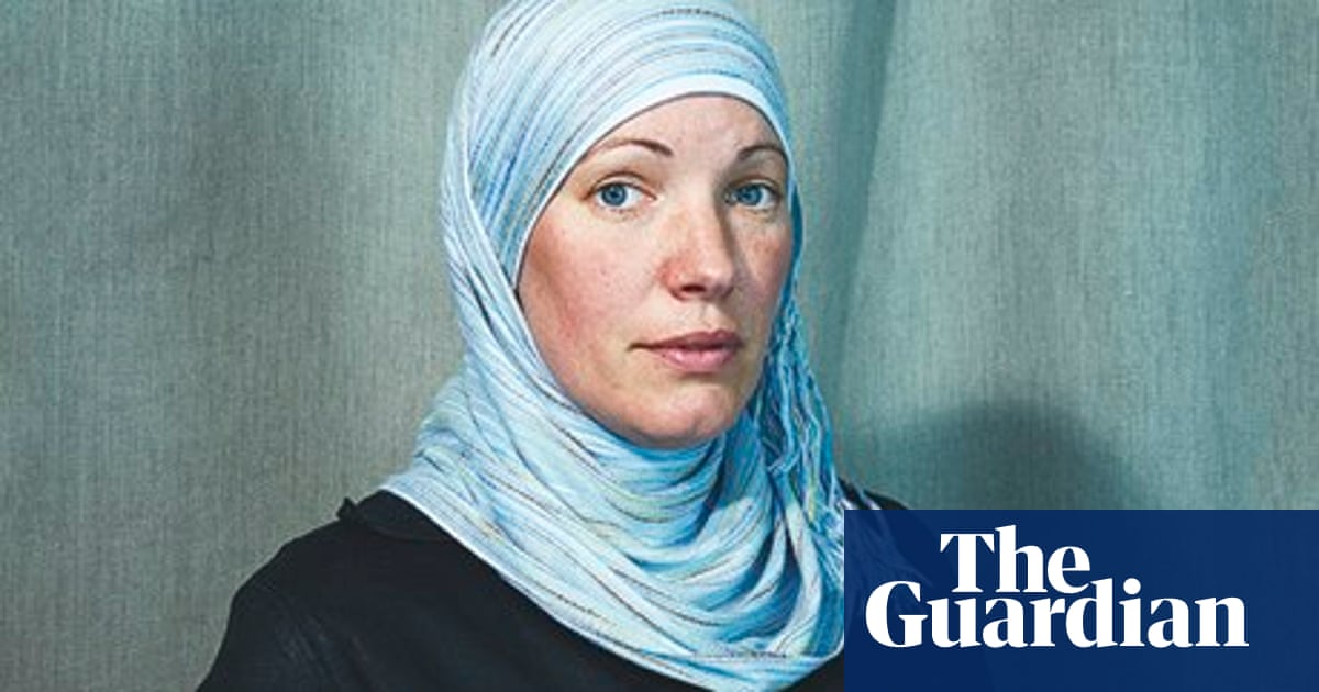 Converting To Islam British Women On Prayer Peace And Prejudice World News The Guardian