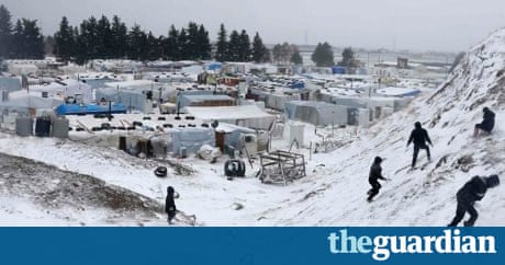 Syrian refugee camp in th 011