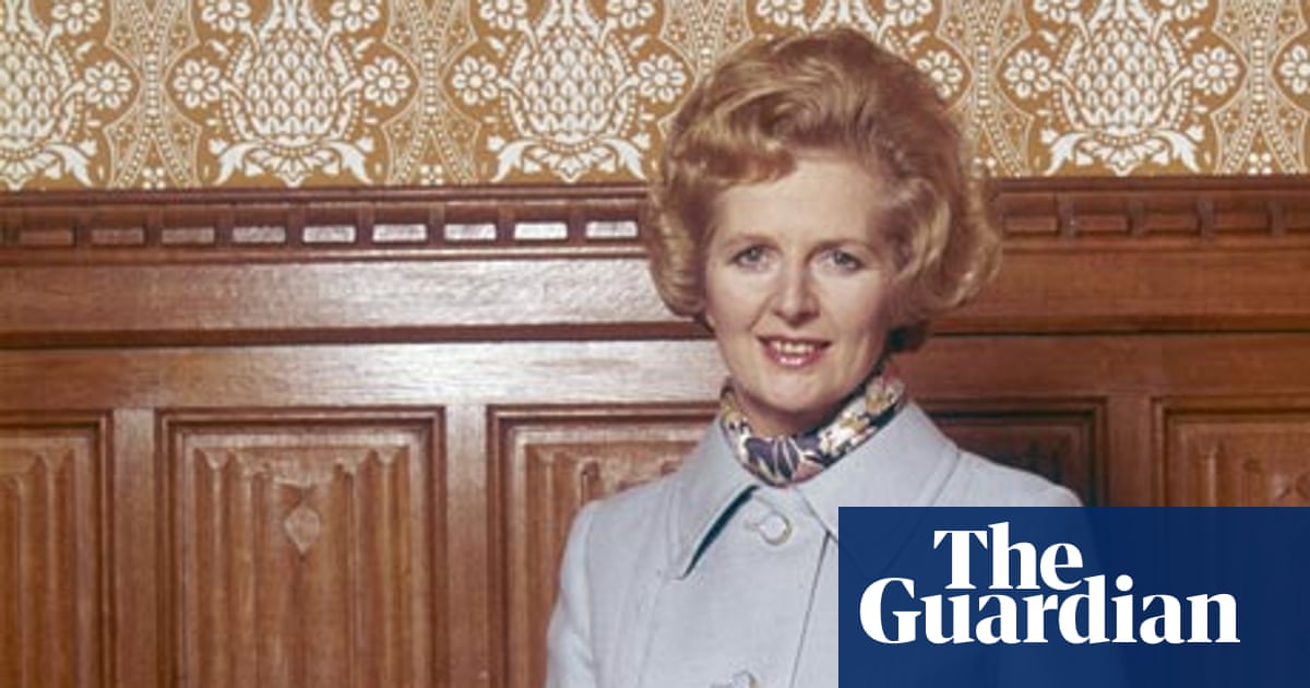 Margaret Thatcher By Charles Moore Not For Turning By Robin Harris Review Biography Books The Guardian