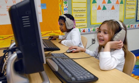 School Children use computers