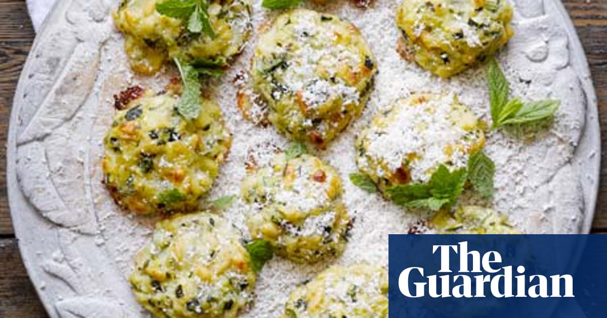 Green Fingers Hugh Fearnley Whittingstall S Courgette Recipes Food The Guardian Green Fingers Hugh Fearnley Whittingstall S Courgette Recipes Food The Guardian