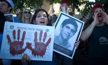 Israeli bereaved families demonstrate