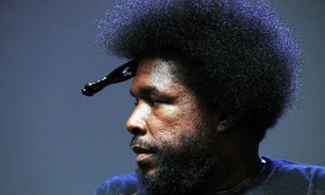 Questlove, sporting his afro comb.