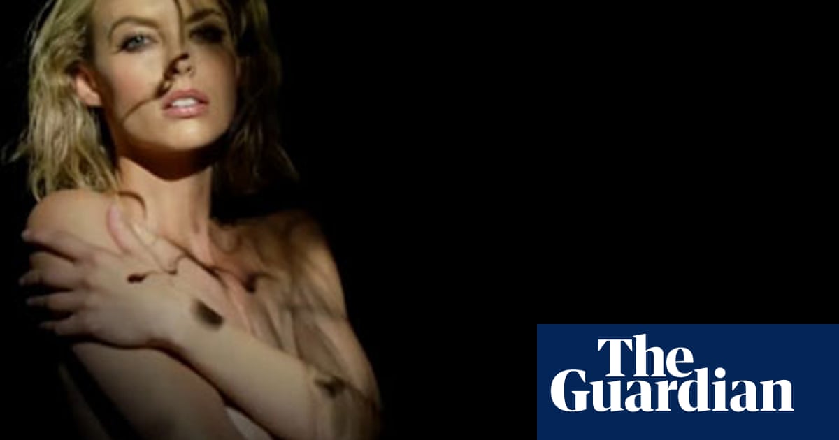 Naked wemon videos Naked wemon videos