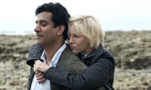 Naveen Andrews and Naomi Watts in Diana