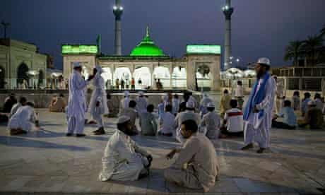 Data Ganj Baksh Sufi Shrine in Lahore
