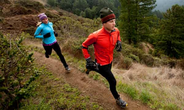 Heel striking – is it really the enemy of good running form? | Running | The Guardian Heel striking – is it really the enemy of good running form? | Running | The Guardian