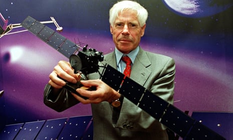 ESA's Roger Bonnet with a model of the Rosetta spacecraft, 1 Ju
