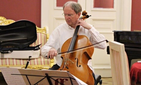 Alexander Ivashkin playing the cello