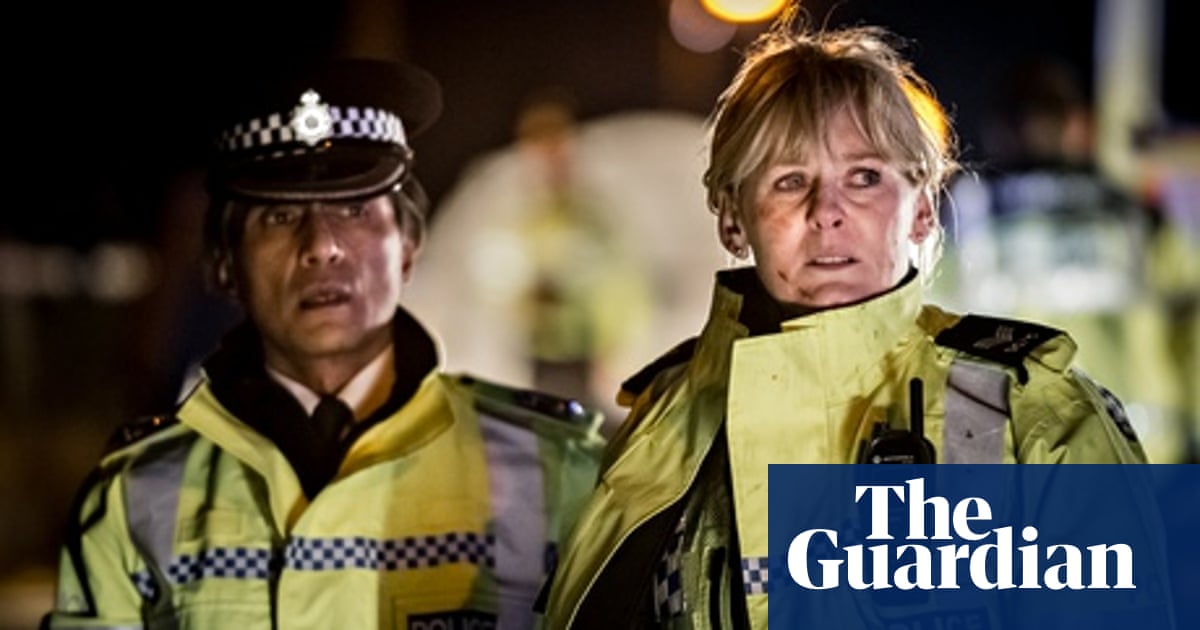 happy valley tv review sarah lancashire gives her best performance tv crime drama the guardian