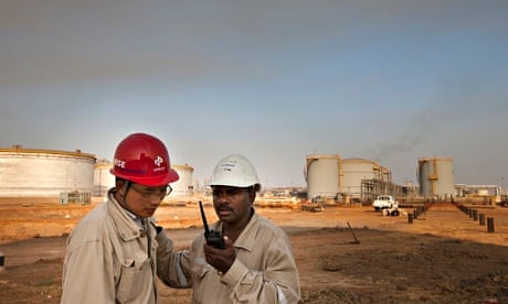 Chinese oil workers in South Sudan