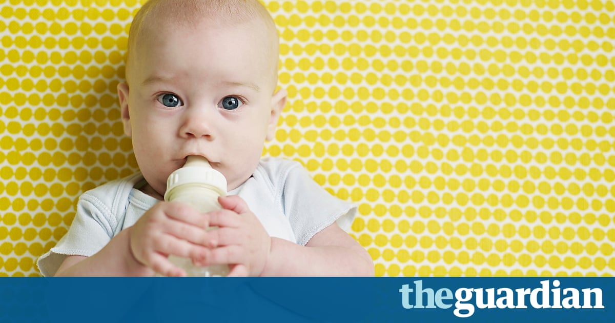 Sugary drinks in baby bottles triggering rise in tooth extractions | UK