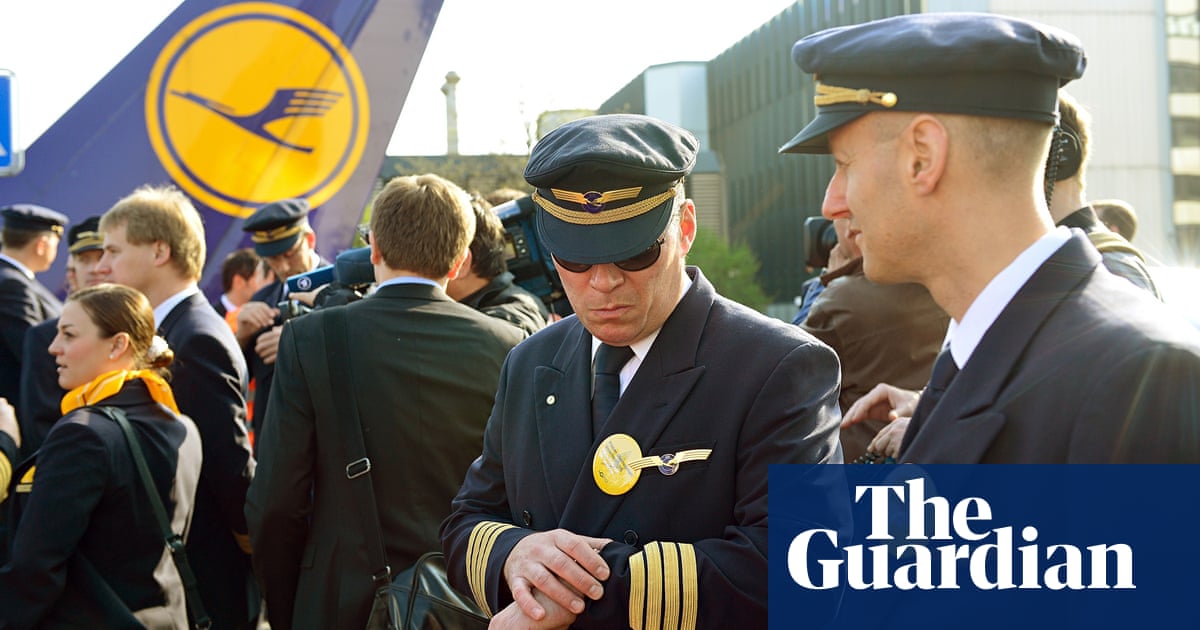 Lufthansa Loses Fight To Require Male Pilots Wear Hats Airline Industry The Guardian